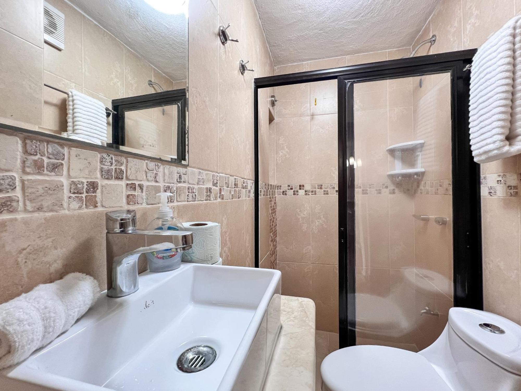 Bello Mar De Cancun, Beautiful 2Br 2Ba Condo Overlooking Beach Spectacular View! Экстерьер фото